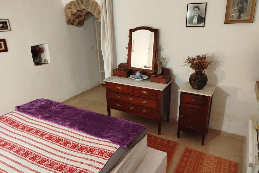 Photo of Others in Akoumia
