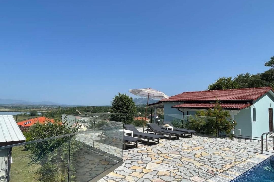 Photo of Others in Sakës