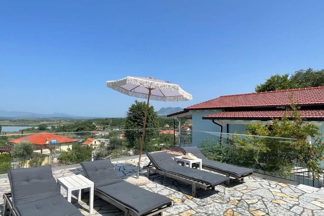 Photo of Others in Sakës