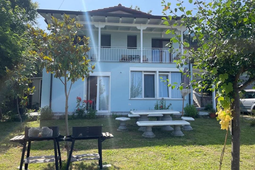 Photo of Others in Sakës