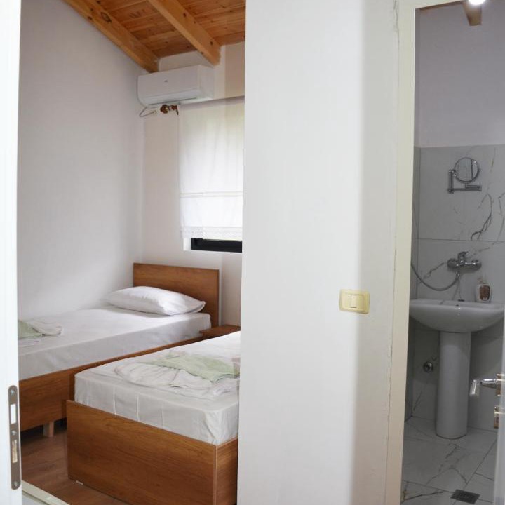 Photo of Bedroom in Cerenisht