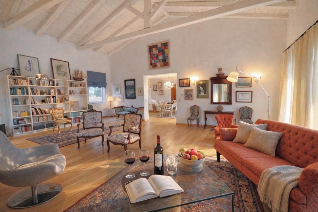 Photo of Livingroom in Perama