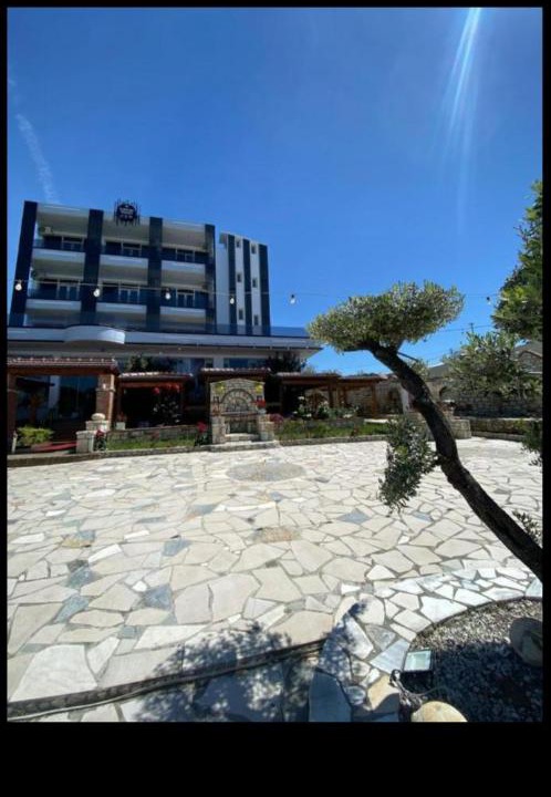Photo of Others in Mbrostar-Urë