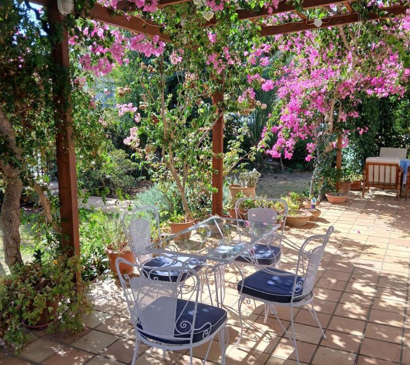 Photo of Patio Balcony in Gournai