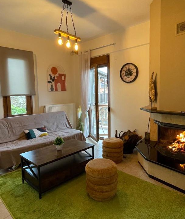 Photo of Livingroom in Taxiarkhis