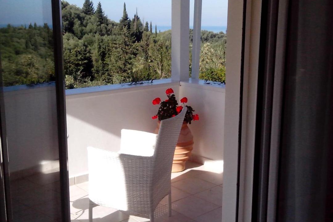 Photo of Patio Balcony in Petaleia