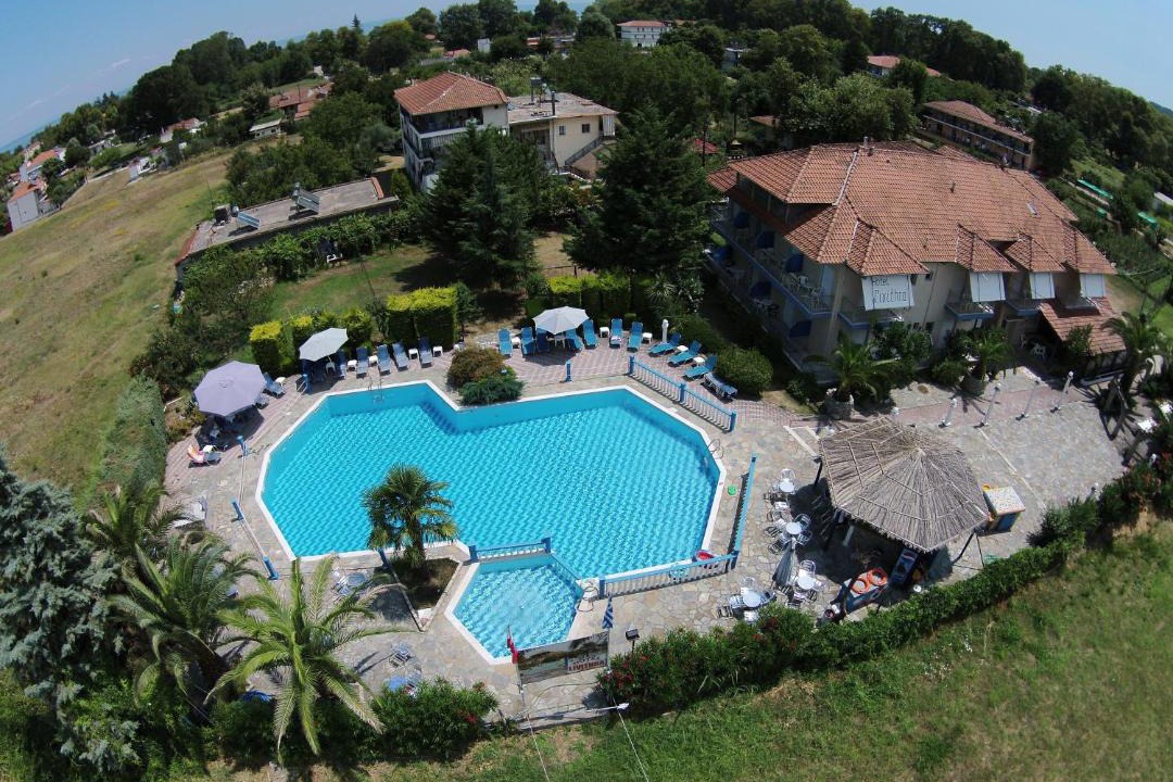 Photo of Others in Paralia Skotinis