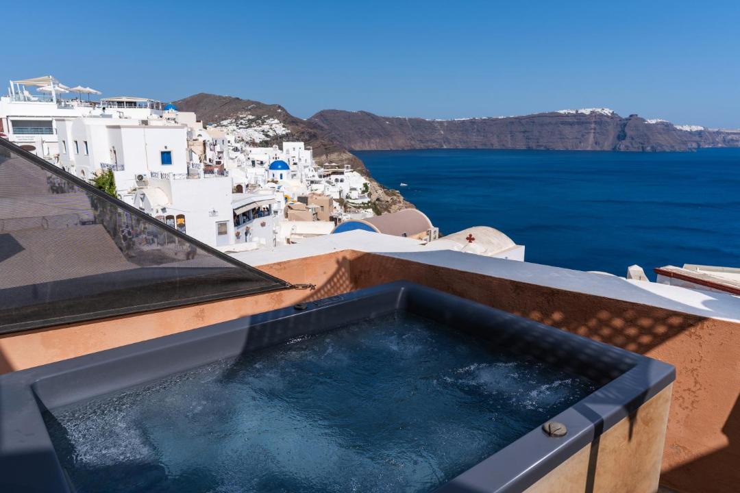 Photo of Others in Oia