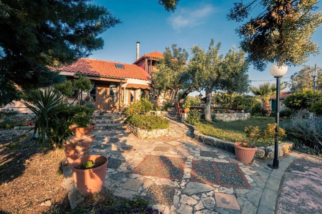 Photo of Others in Tilisos