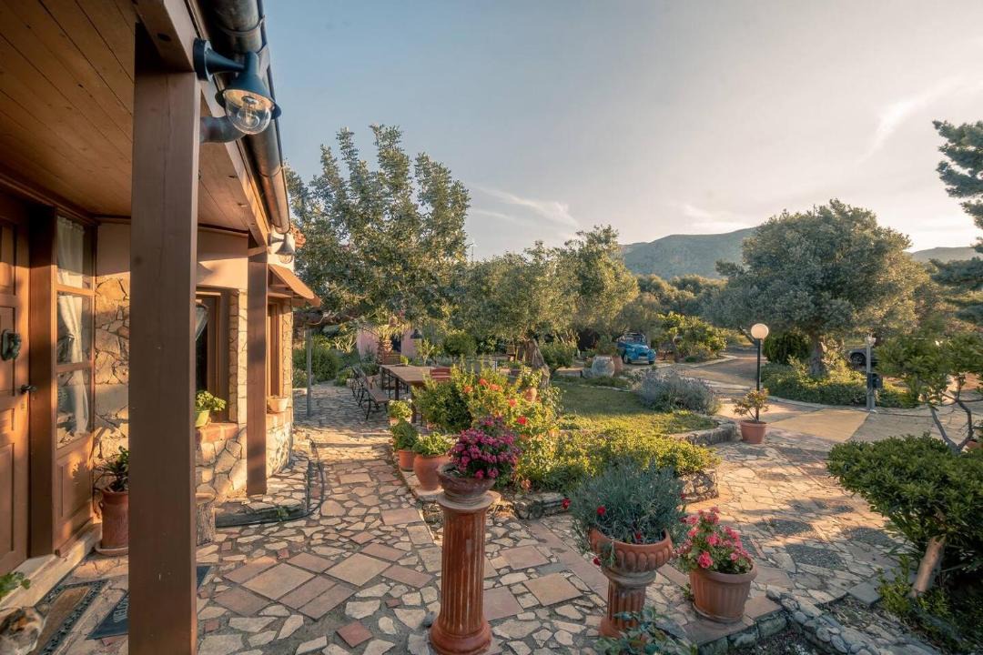 Photo of Others in Tilisos