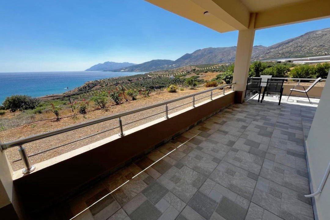 Photo of Patio Balcony in Keratokambos