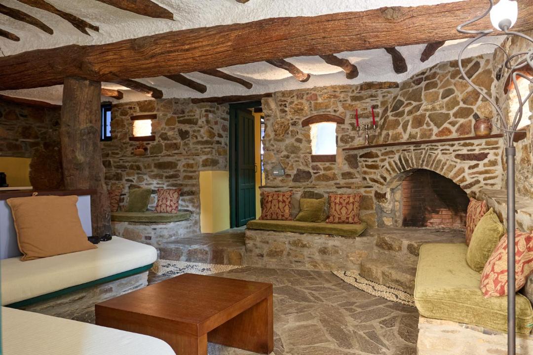 Photo of Others in Volissos