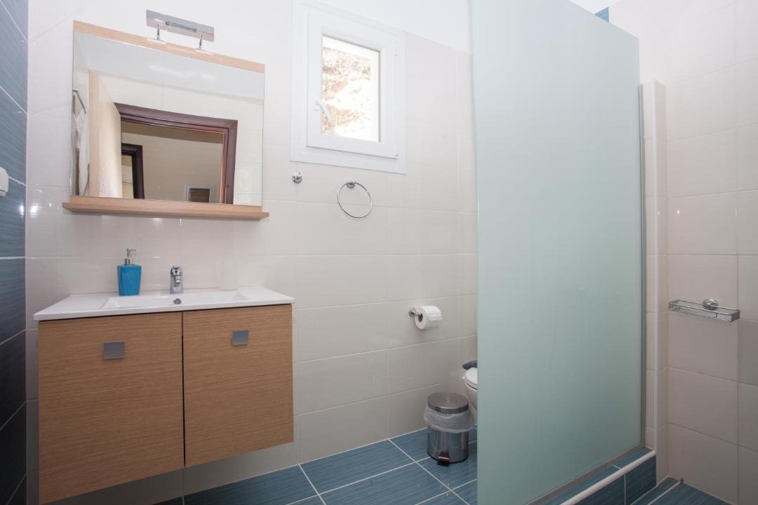 Photo of Bathroom in Perigiali