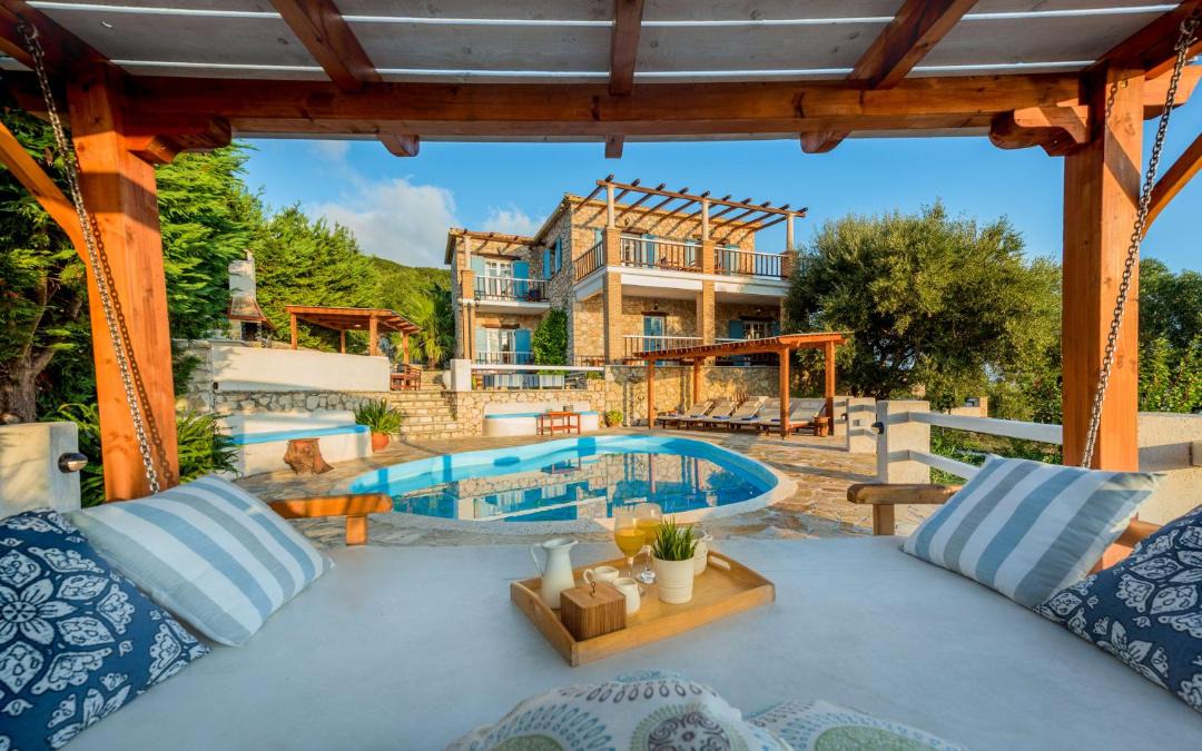 Photo of Patio Balcony in Elation