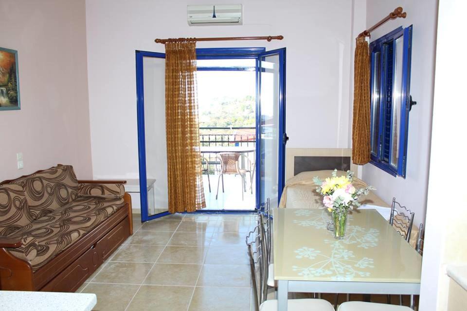 Photo of Others in Anaxos