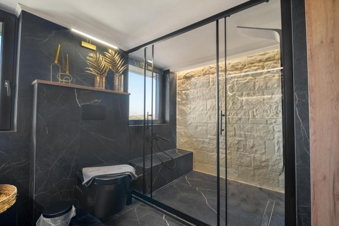 Photo of Bathroom in Tilisos