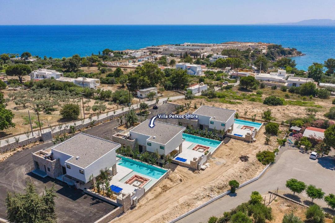 Photo of Others in Pefkos