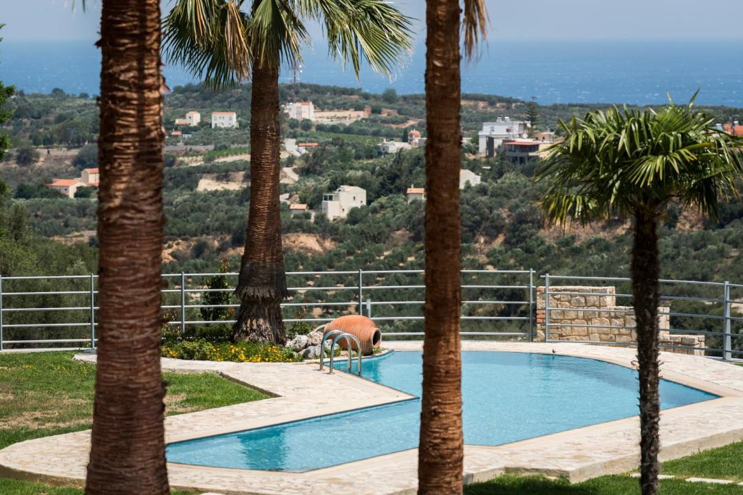 Photo of Others in Platanias