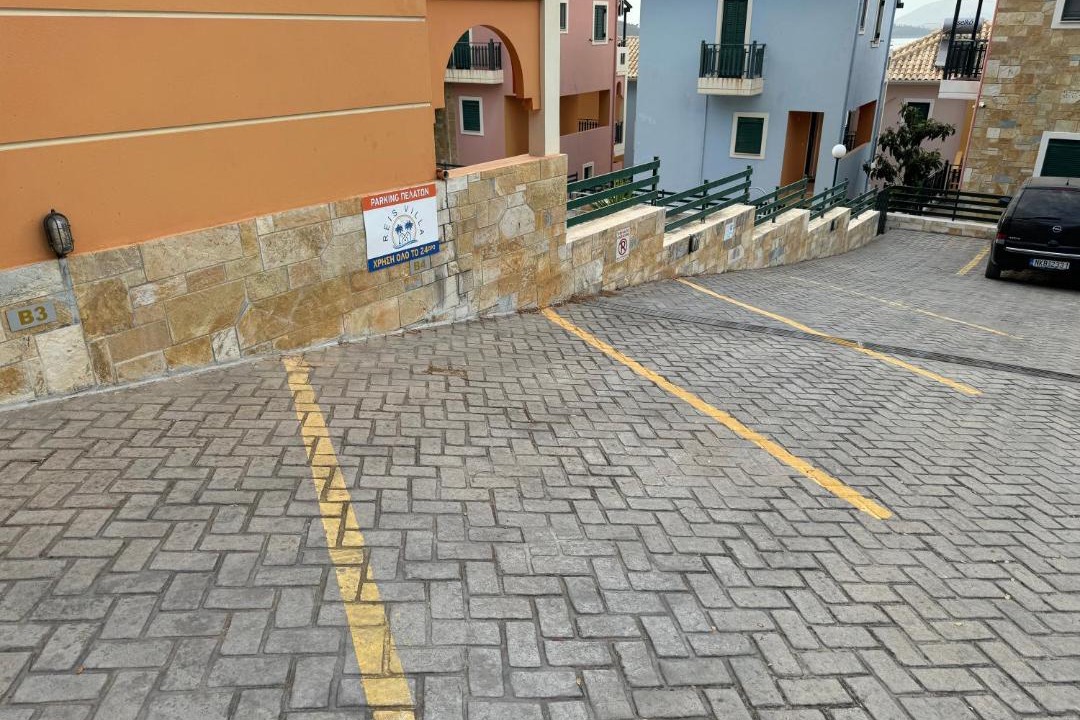 Photo of Others in Nikiana