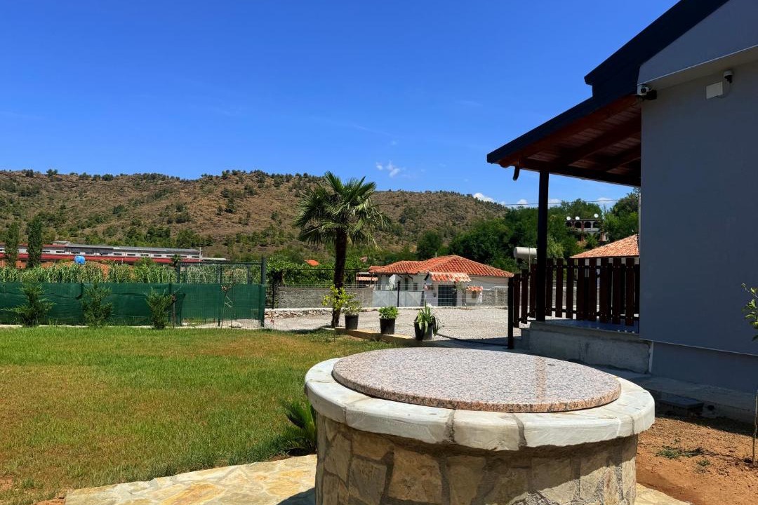 Photo of Others in Sakës