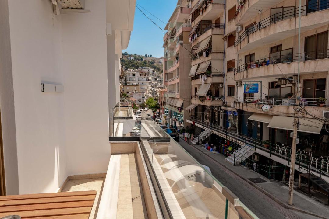 Photo of Patio Balcony in Qender