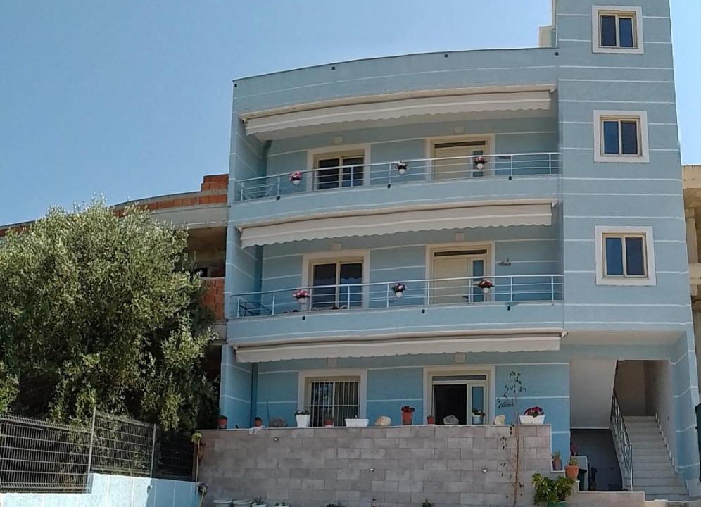Photo of Others in Mbrostar-Urë