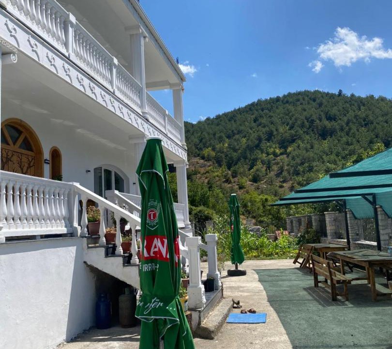 Photo of Others in Sakës