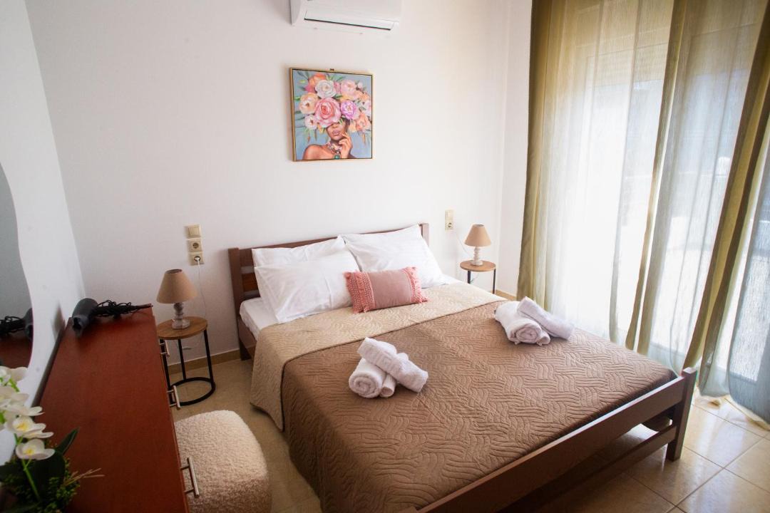 Photo of Bedroom in Petaloudes