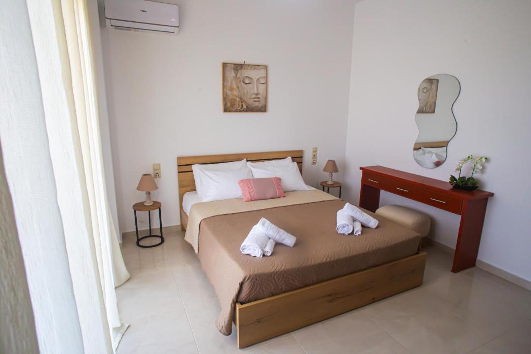 Photo of Bedroom in Petaloudes
