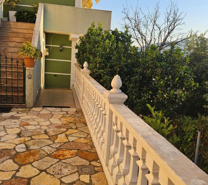 Photo of Patio Balcony in Orikum