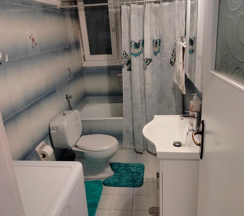 Photo of Bathroom in Katapola