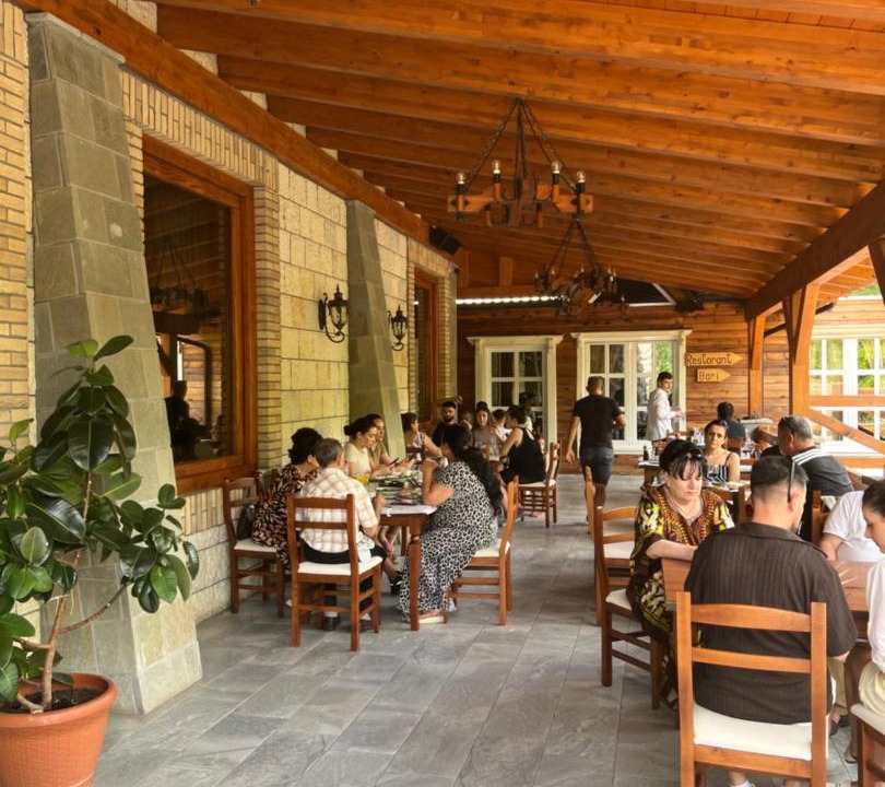 Photo of Others in Sakës