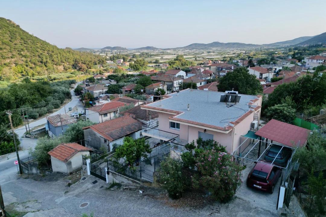 Photo of Others in Eleftheres