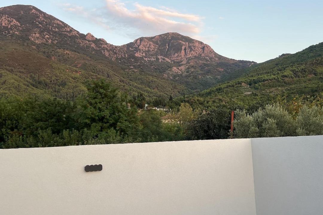 Photo of Others in Sakës