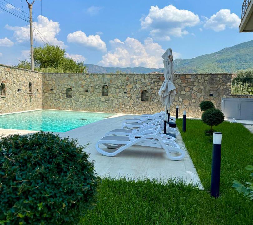 Photo of Others in Sakës