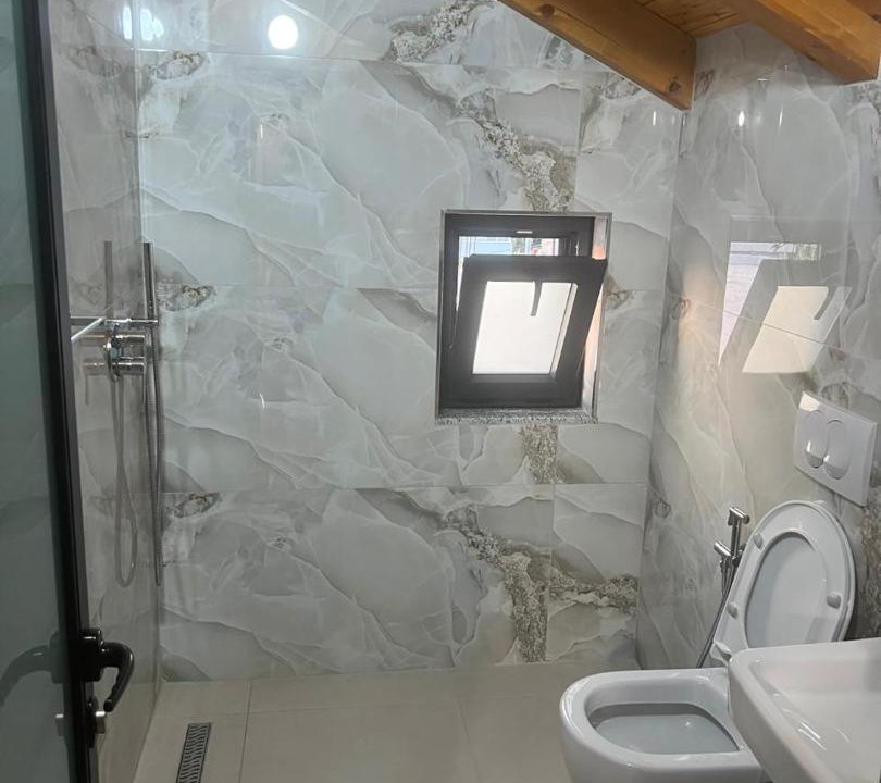Photo of Bathroom in Sakës