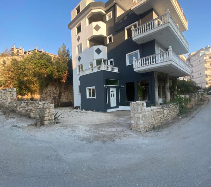 Photo of Others in Sarande
