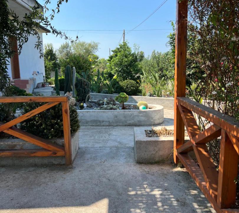 Photo of Others in Mbrostar-Urë