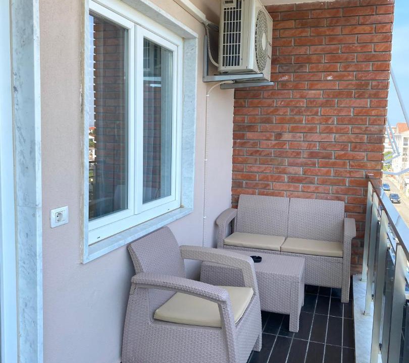 Photo of Patio Balcony in Velipoje