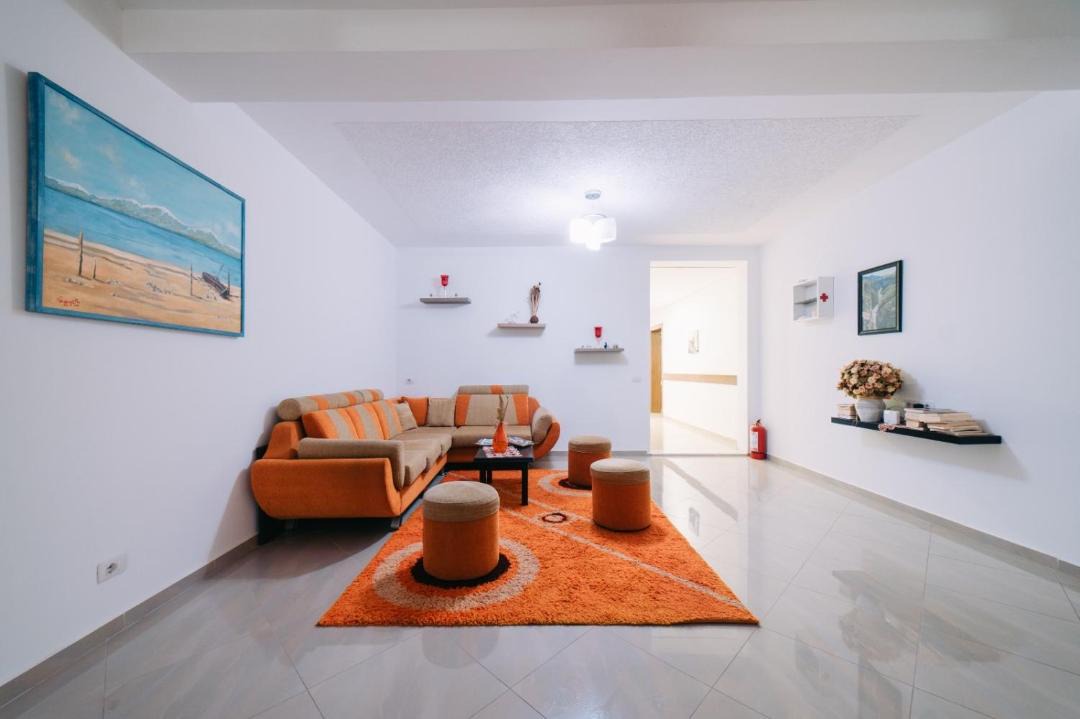 Photo of Livingroom in Corovode