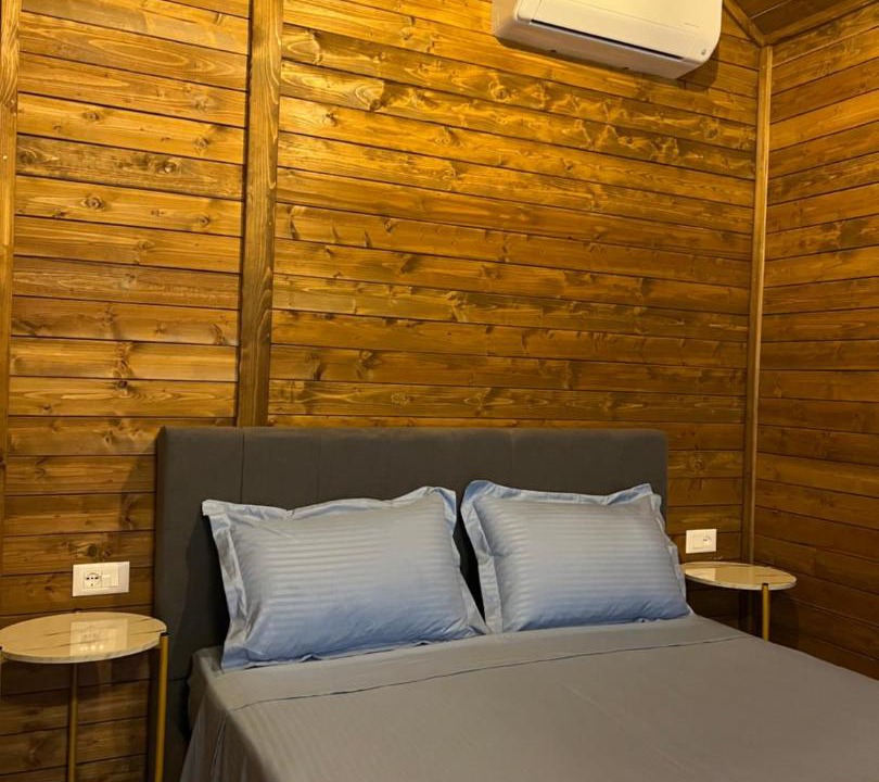 Photo of Bedroom in Koman