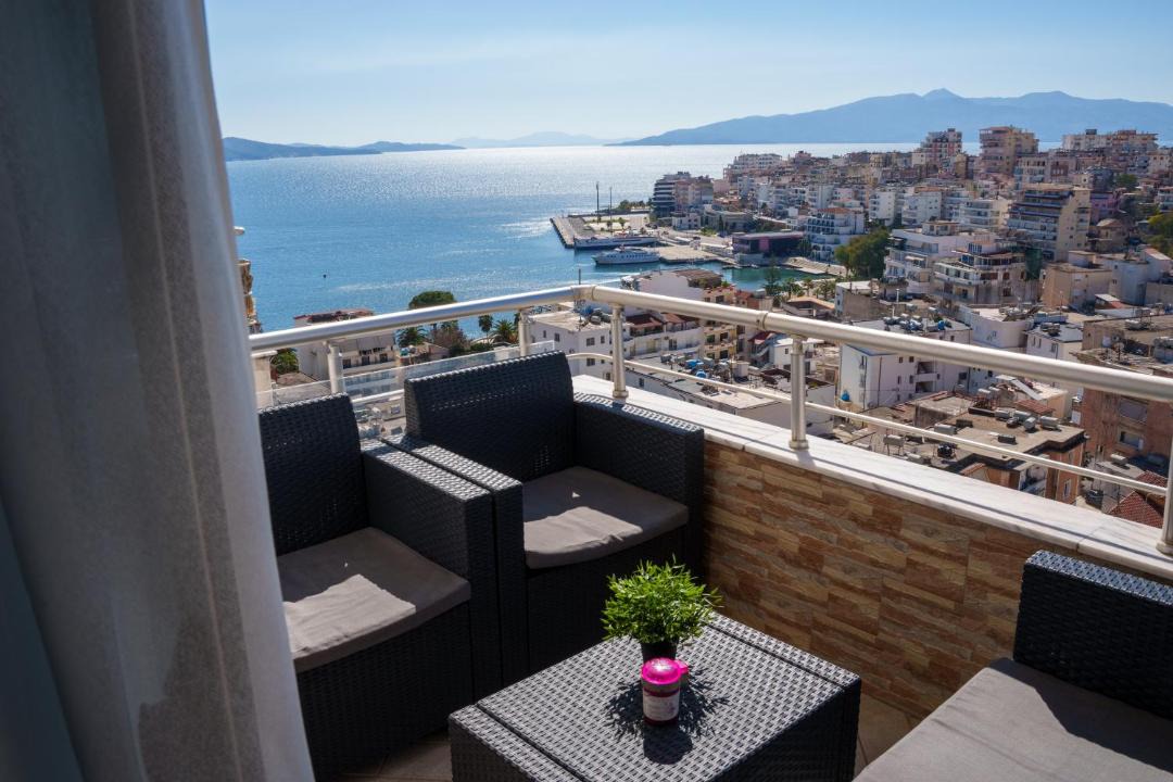 Photo of Patio Balcony in Qender
