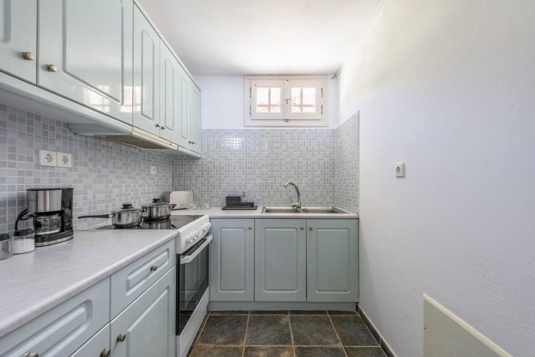 Photo of Kitchen in Ios