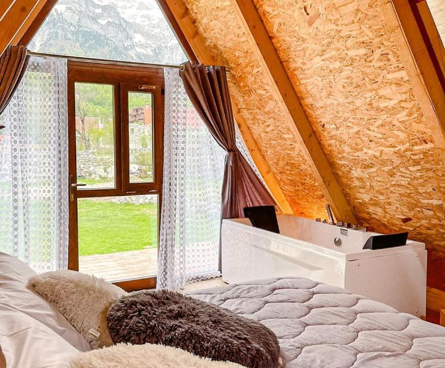 Photo of Bedroom in Theth