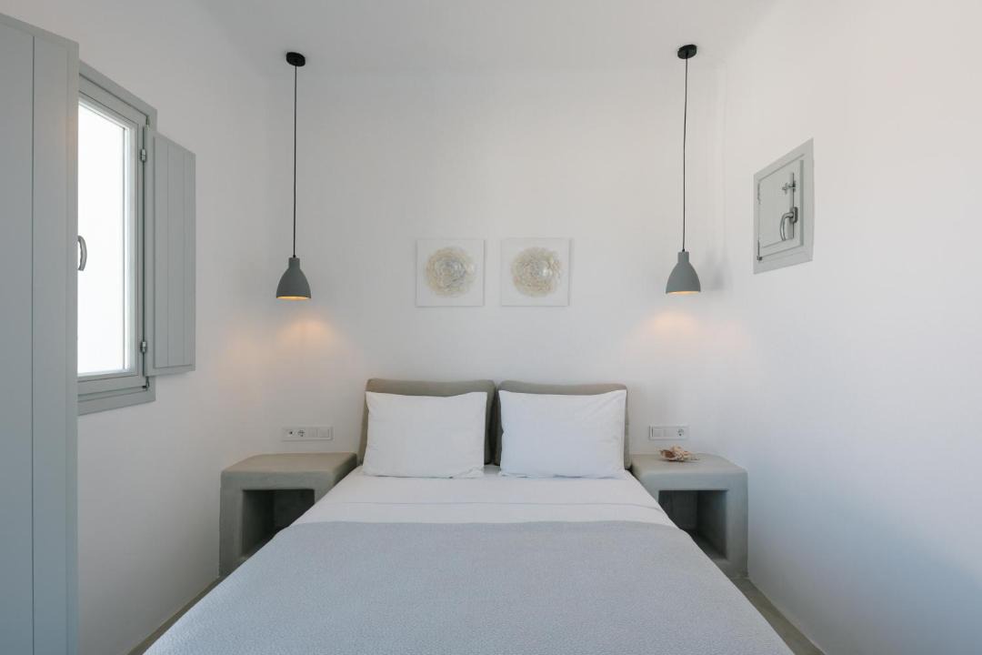 Photo of Bedroom in Ios Town