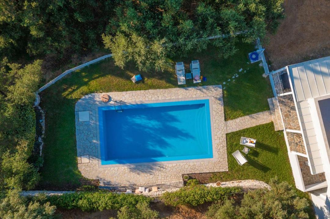 Photo of Others in Alikanas