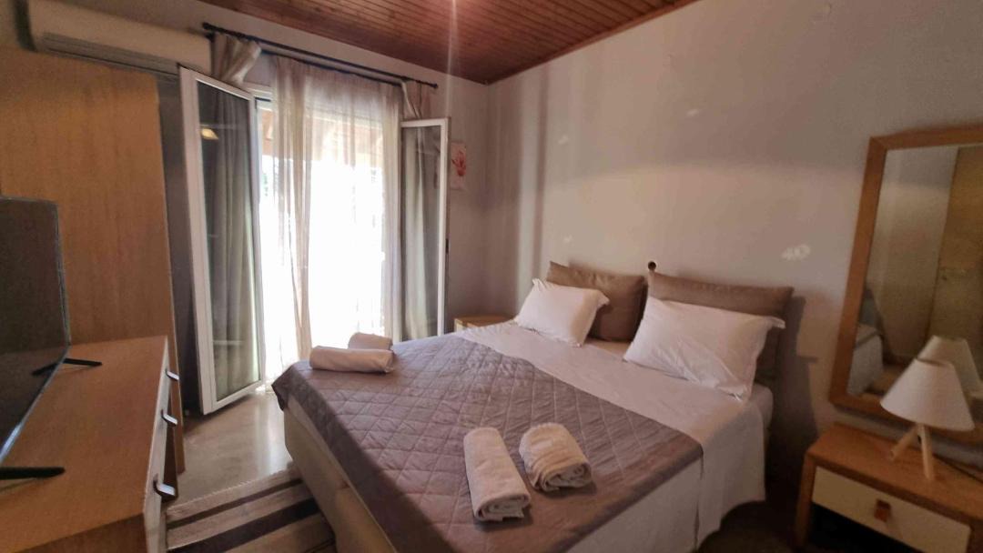 Photo of Bedroom in Melikia