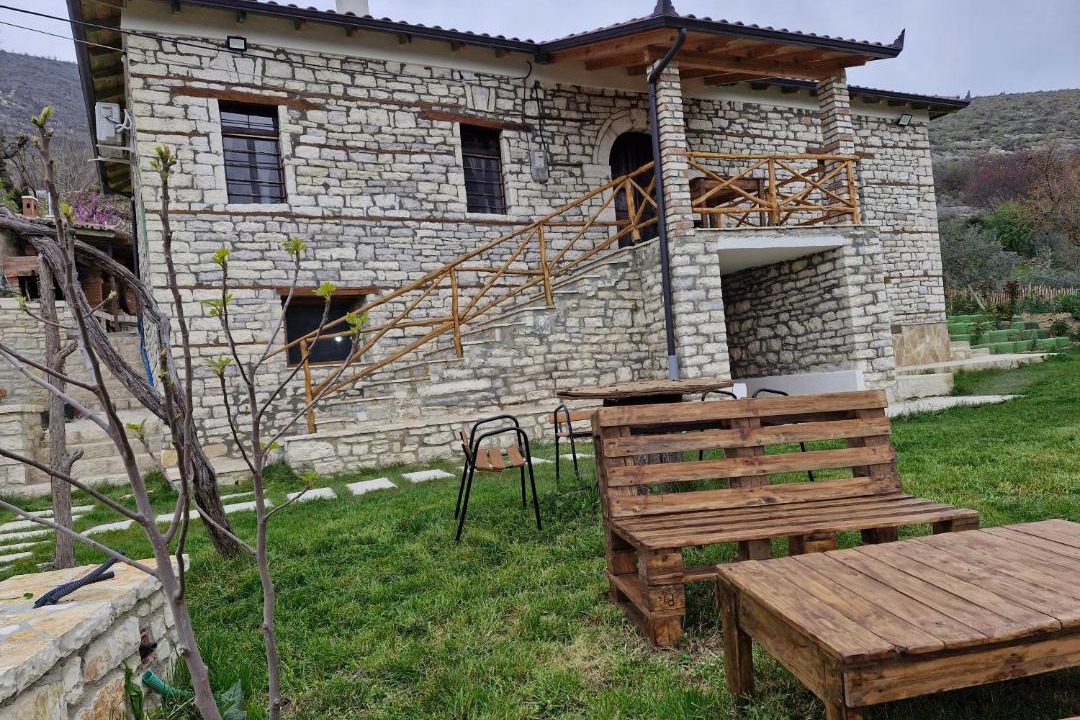 Photo of Others in Sinje
