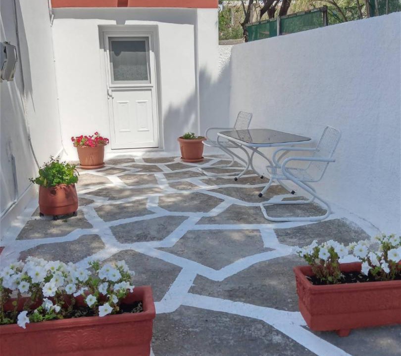 Photo of Patio Balcony in Kini