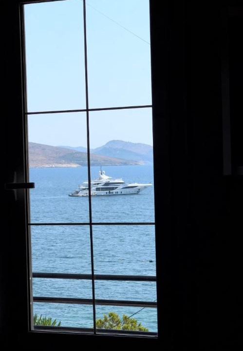Photo of Others in Sarande